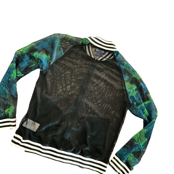 Adidas Originals x FARM Rio Palm Mesh Bomber Jacket – Rare Tropical Leaf Print. - Picture 6 of 7